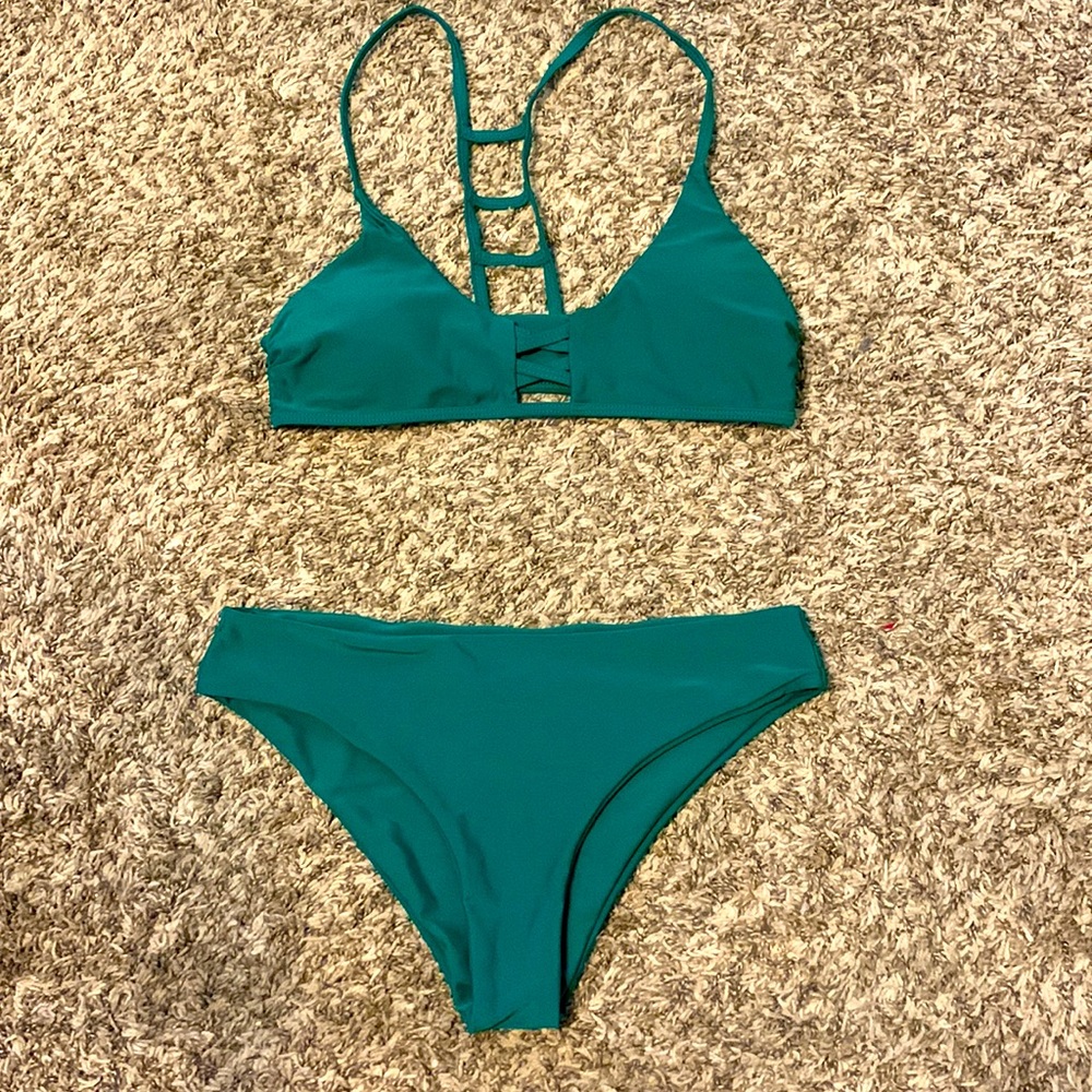 Green Cupshe bikini set (size S)